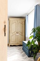 Cosy Cabin Retreat Close to Beaches