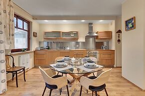 See Smile by Grand Apartments