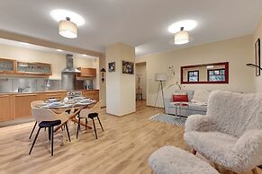 See Smile by Grand Apartments