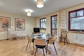 See Smile by Grand Apartments