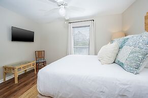 Bayside Bungalow 9531 3 Bedroom Home