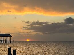 Bayside Bungalow 9531 3 Bedroom Home