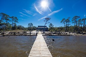 Bayside Bungalow 9531 3 Bedroom Home