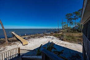 Bayside Bungalow 9531 3 Bedroom Home