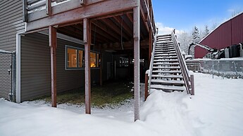 Fairbanks Fox Den 2 Bedroom Townhouse