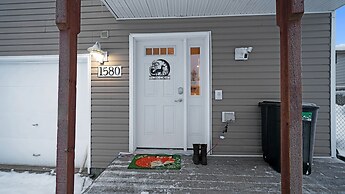 Fairbanks Fox Den 2 Bedroom Townhouse