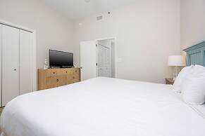 Phoenix V 001 3 Bedroom Condo