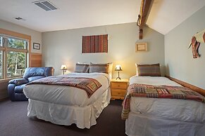 28 Big Leaf 3 Bedroom Home