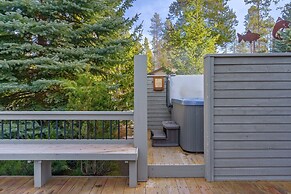 28 Big Leaf 3 Bedroom Home