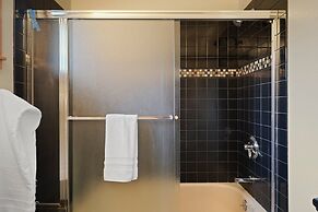 28 Big Leaf 3 Bedroom Home