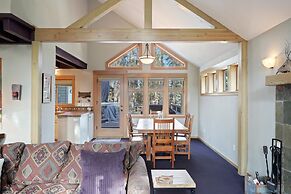 28 Big Leaf 3 Bedroom Home