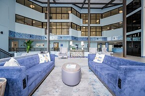 Phoenix V 001 3 Bedroom Condo