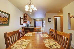 727b Meadow Creek 2 Bedroom Townhouse