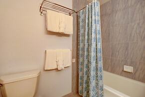 727b Meadow Creek 2 Bedroom Townhouse