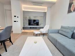 Luxury Apartments Onia