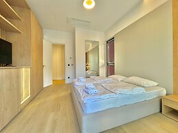 Luxury Apartments Onia