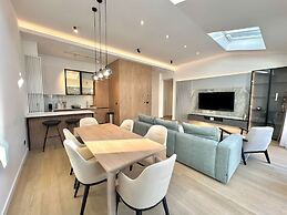 Luxury Apartments Onia