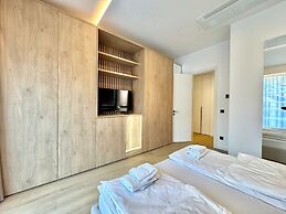 Luxury Apartments Onia