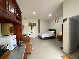 ABE HOTEL & CONVENTION