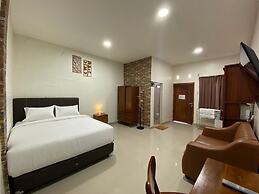 ABE HOTEL & CONVENTION