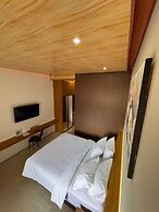 ABE HOTEL & CONVENTION