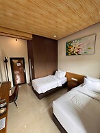 ABE HOTEL & CONVENTION