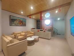 ABE HOTEL & CONVENTION