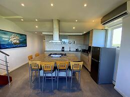 Penthouse con Vista al Mar!