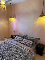 Hiking nomads guesthouse