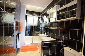 Holiday Apartment With Garden in Choczewo