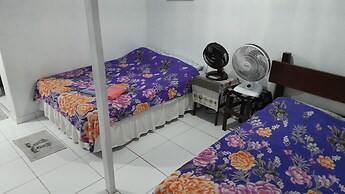 Hospedagem Chapéu Virado