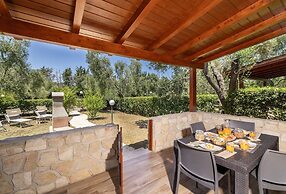 Apartment in Vieste With Garden