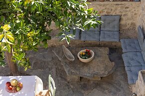 Villa Helidona With Private Pool