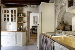 Villa Helidona With Private Pool