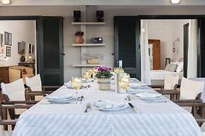 Villa Helidona With Private Pool