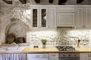 Villa Helidona With Private Pool