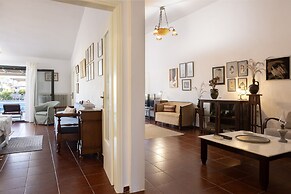 Villa Helidona With Private Pool