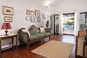 Villa Helidona With Private Pool