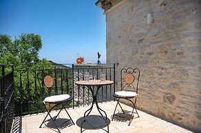 Bee Tree Villa in Corfu