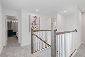 Chic 6 Bedroom Solara Home Pool and Themed Rooms