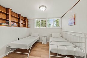 Parkside Escape in Bellevue