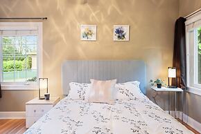 Private park in a cozy home next to I-90 huge yard