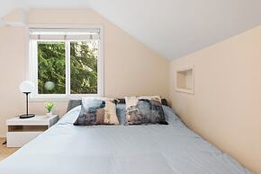 Private park in a cozy home next to I-90 huge yard