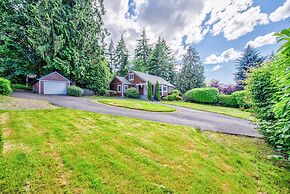 Private park in a cozy home next to I-90 huge yard