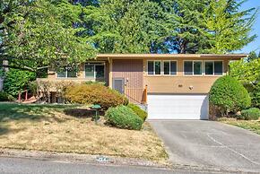 Stylish & Spacious Retreat in Downtown Bellevue