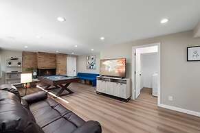 Stylish & Spacious Retreat in Downtown Bellevue