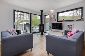 Holiday Home With Lake View in Wiselka