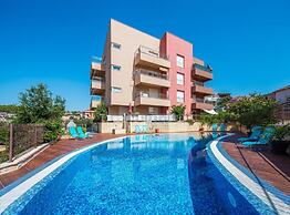 Luxury Apartment Okrug Gornji With Sea View and Pool