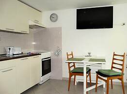 Crikvenica Tranquil and Stylish Apartments With Sea View