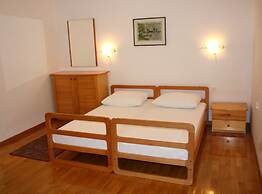 Comfort Beachfront Crikvenica Apartments